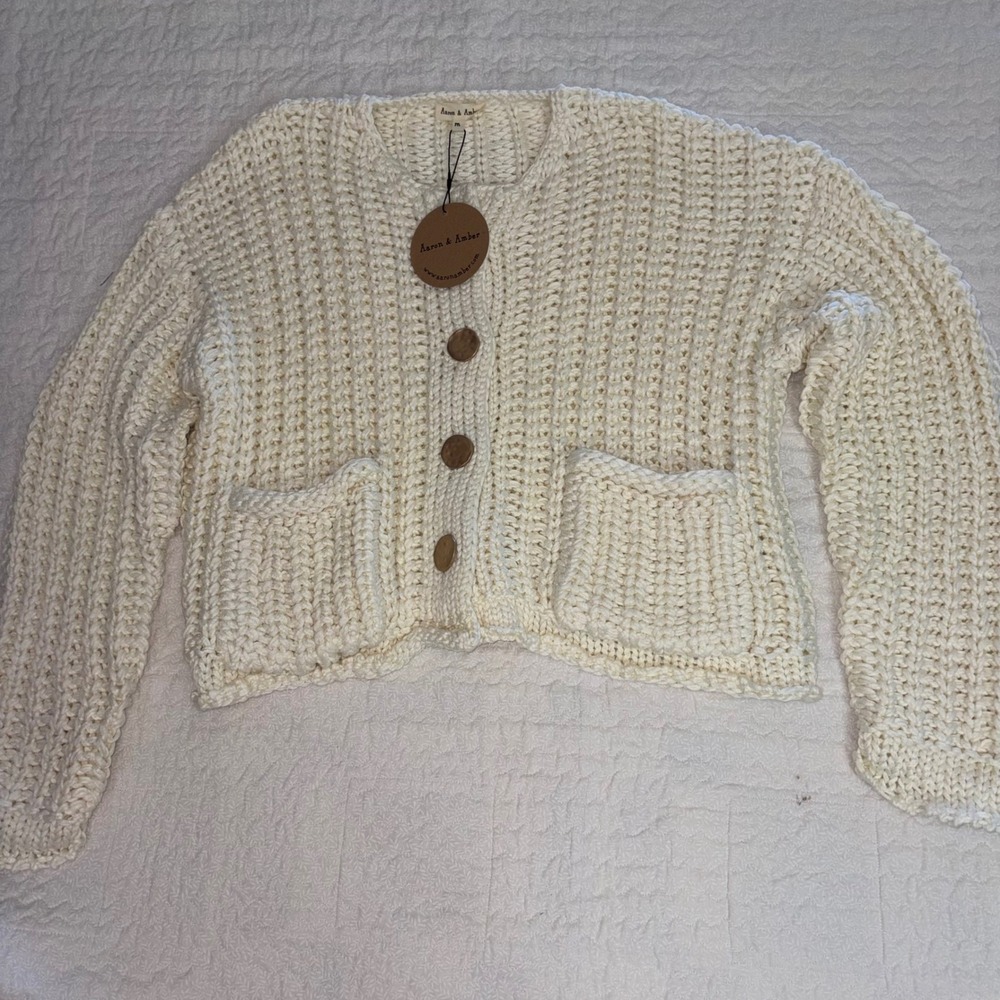Aaron & Amber Cream Chunky Knit Button Front Cardigan Sweater Ivory M NWT